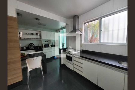 Apartamento à venda com 149m², 3 quartos e 2 vagas