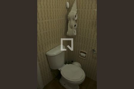 Casa à venda com 210m², 3 quartos e sem vagaBanheiro