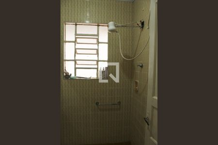 Casa à venda com 210m², 3 quartos e sem vagaBanheiro