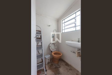 Casa à venda com 360m², 2 quartos e 4 vagasBanheiro