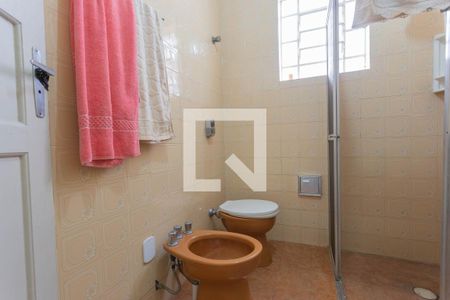 Casa à venda com 360m², 2 quartos e 4 vagasBanheiro