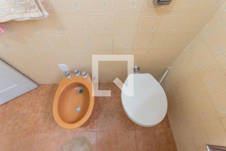 Casa à venda com 360m², 2 quartos e 4 vagasBanheiro