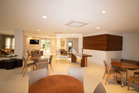 Apartamento à venda com 134m², 3 quartos e 2 vagas Apartamento à venda com 134m², 3 quartos e 2 vagasSalão de Festas