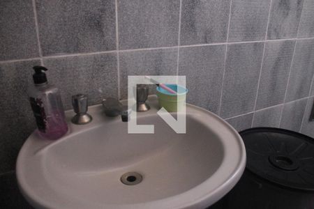 Casa à venda com 290m², 4 quartos e 2 vagasBanheiro