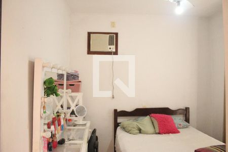 Casa à venda com 290m², 4 quartos e 2 vagasQuarto 3