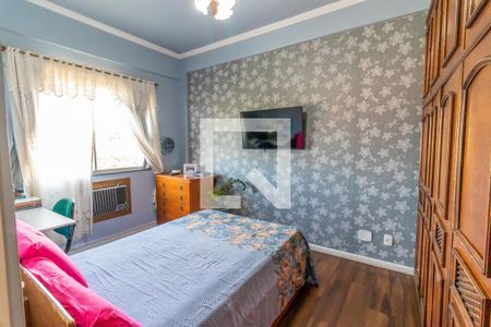 Apartamento à venda com 153m², 3 quartos e 2 vagas Apartamento à venda com 153m², 3 quartos e 2 vagasSuíte