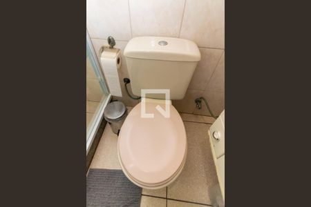 Apartamento à venda com 153m², 3 quartos e 2 vagas Apartamento à venda com 153m², 3 quartos e 2 vagasBanheiro Social - Caixa Acoplada