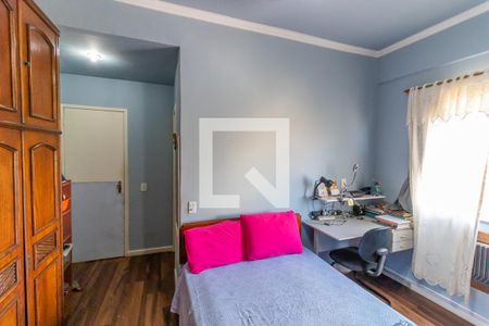 Apartamento à venda com 153m², 3 quartos e 2 vagas Apartamento à venda com 153m², 3 quartos e 2 vagasSuíte