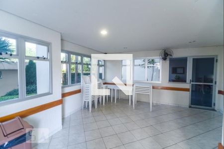 Apartamento à venda com 61m², 3 quartos e 1 vaga Apartamento à venda com 61m², 3 quartos e 1 vagaÁrea comum