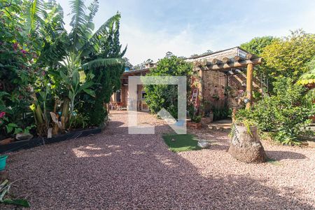 Casa à venda com 50m², 1 quarto e 1 vagaQuintal