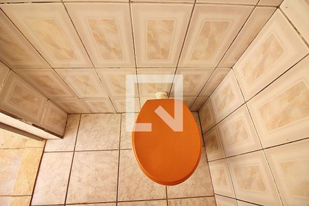 Casa à venda com 140m², 2 quartos e 2 vagasBanheiro de serviço