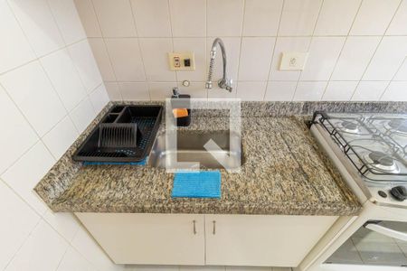 Apartamento à venda com 36m², 1 quarto e 1 vaga Apartamento à venda com 36m², 1 quarto e 1 vagaCozinha