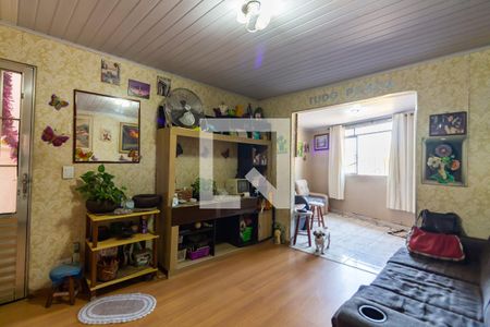 Casa à venda com 110m², 3 quartos e 2 vagas Casa à venda com 110m², 3 quartos e 2 vagasSala