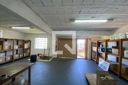 Casa à venda com 242m², 3 quartos e 3 vagasDeposito Fundos