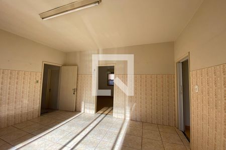 Casa à venda com 242m², 3 quartos e 3 vagasCozinha