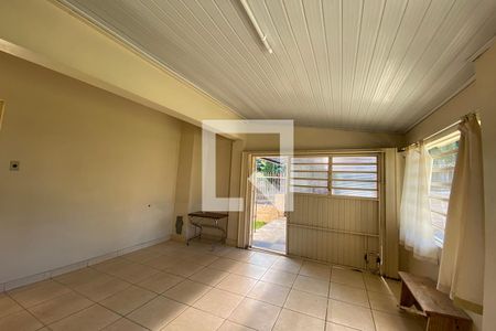 Casa à venda com 242m², 3 quartos e 3 vagasGaragem