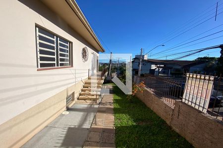 Casa à venda com 242m², 3 quartos e 3 vagasPátio