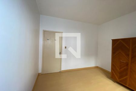 Casa à venda com 242m², 3 quartos e 3 vagasQuarto 2