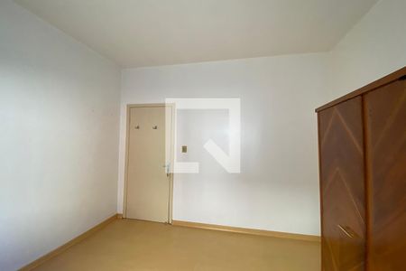 Casa à venda com 242m², 3 quartos e 3 vagasQuarto 2