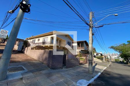 Casa à venda com 242m², 3 quartos e 3 vagasFachada da Casa