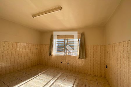 Casa à venda com 242m², 3 quartos e 3 vagasCozinha