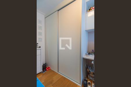 Apartamento à venda com 115m², 3 quartos e 2 vagasQuarto 2