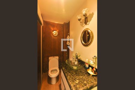 Apartamento à venda com 92m², 3 quartos e 1 vaga Apartamento à venda com 92m², 3 quartos e 1 vagaBanheiro Corredor