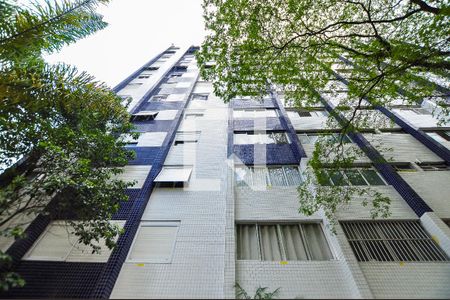 Apartamento à venda com 92m², 3 quartos e 1 vaga Apartamento à venda com 92m², 3 quartos e 1 vagaFachada