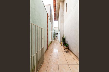 Casa à venda com 238m², 3 quartos e 4 vagasCorredor