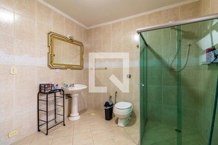 Casa à venda com 238m², 3 quartos e 4 vagasBanheiro