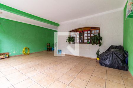 Casa à venda com 238m², 3 quartos e 4 vagasGaragem