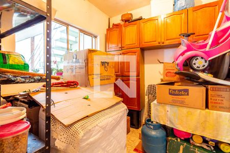 Casa à venda com 238m², 3 quartos e 4 vagasQuarto externo