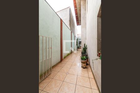 Casa à venda com 238m², 3 quartos e 4 vagasCorredor