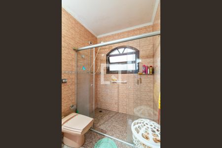 Casa à venda com 238m², 3 quartos e 4 vagasBanheiro da Suíte