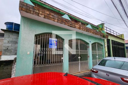Casa à venda com 238m², 3 quartos e 4 vagasFachada