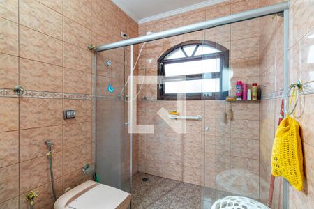 Casa à venda com 238m², 3 quartos e 4 vagasBanheiro da Suíte