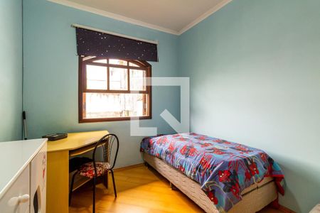 Casa à venda com 238m², 3 quartos e 4 vagasQuarto 2