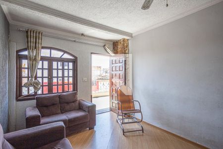 Sala de casa à venda com 3 quartos, 200m² em Padroeira, Osasco