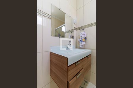 Casa à venda com 220m², 3 quartos e 3 vagasBanheiro