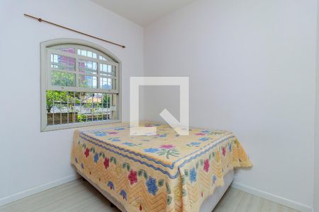 Casa à venda com 220m², 3 quartos e 3 vagasQuarto