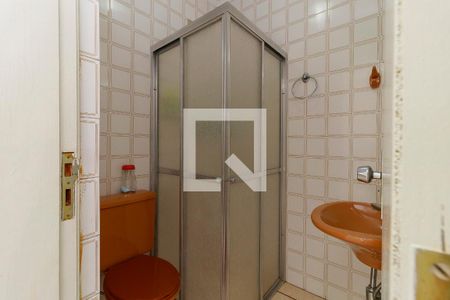 Casa à venda com 220m², 3 quartos e 3 vagasBanheiro