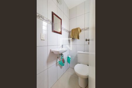 Casa à venda com 220m², 3 quartos e 3 vagasBanheiro