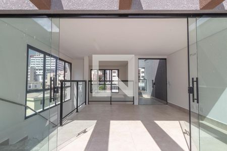 Apartamento à venda com 100m², 1 quarto e 2 vagas Apartamento à venda com 100m², 1 quarto e 2 vagasSala 2° nível