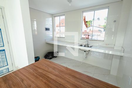 Apartamento à venda com 63m², 2 quartos e 1 vaga Apartamento à venda com 63m², 2 quartos e 1 vagaCozinha