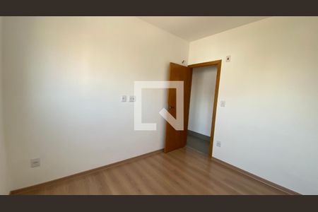 Apartamento à venda com 90m², 3 quartos e 2 vagas Apartamento à venda com 90m², 3 quartos e 2 vagasQuarto 2