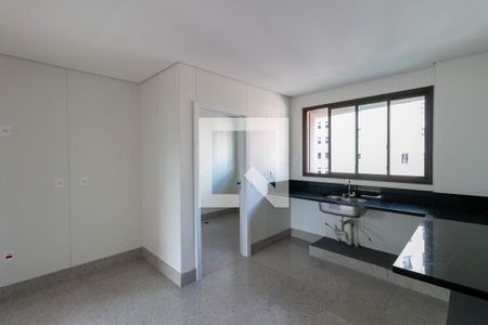 Apartamento à venda com 164m², 4 quartos e 3 vagasCozinha 