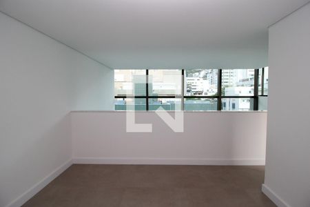 Apartamento à venda com 162m², 4 quartos e 3 vagas Apartamento à venda com 162m², 4 quartos e 3 vagasQuarto 4