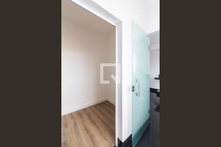 Apartamento à venda com 139m², 4 quartos e 3 vagas Apartamento à venda com 139m², 4 quartos e 3 vagasÁrea de Serviço