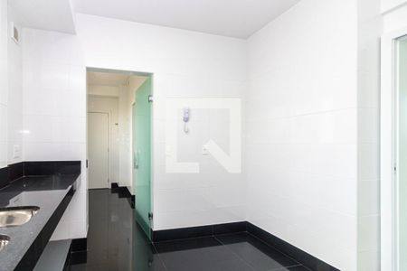 Apartamento à venda com 139m², 4 quartos e 3 vagas Apartamento à venda com 139m², 4 quartos e 3 vagasCozinha