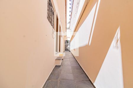 Corredor lateral de casa para alugar com 1 quarto, 15m² em Vila da Saúde, São Paulo